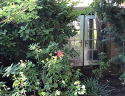 Glass Doors In Garden Setting
Garden Design
Calimesa, CA