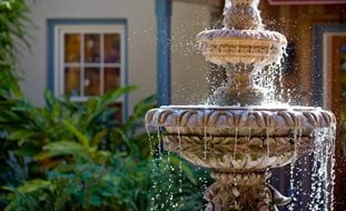 Garden Fountain
Shutterstock.com
New York, NY