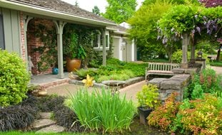 Front Entry With Bench
Garden Design
Calimesa, CA