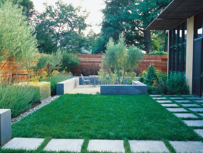 Simple And Sustainable Garden Garden Design